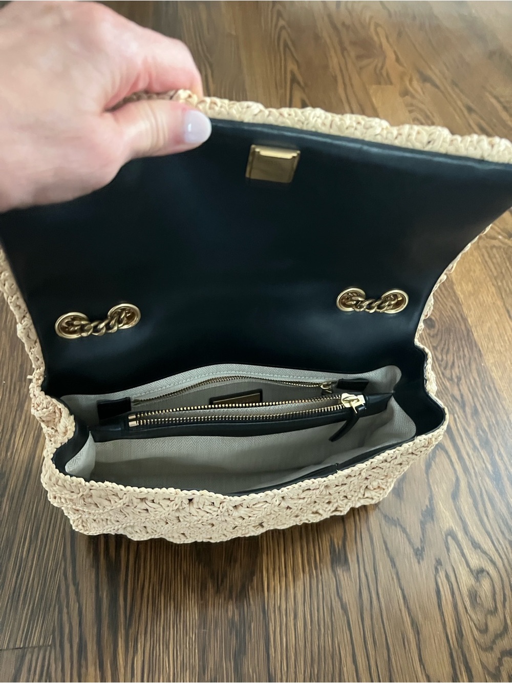 Tory Burch Beige Woven Raffia Shoulder Bag with Gold Chain - Picture 5 of 13